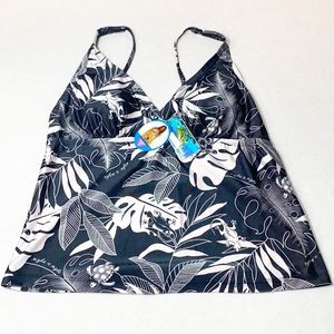 Steven wear swim top size XXL